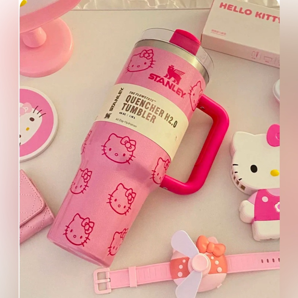 Stanley Hello Kitty Pink 40oz Tumbler - Picture 2 of 3